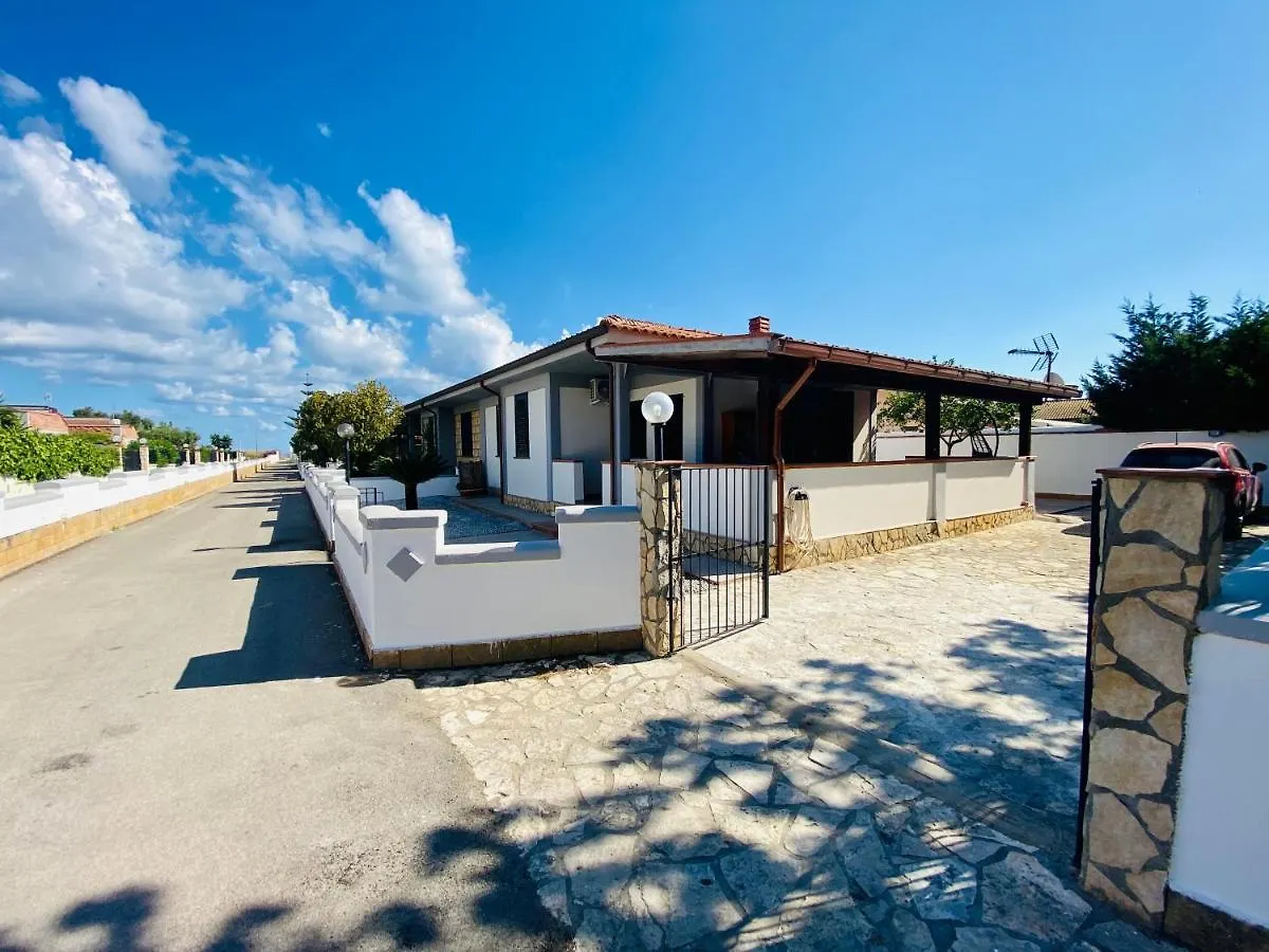 Stella Maris Limoni By Sicilvill Villa Campofelice Di Roccella 0*,  Italy